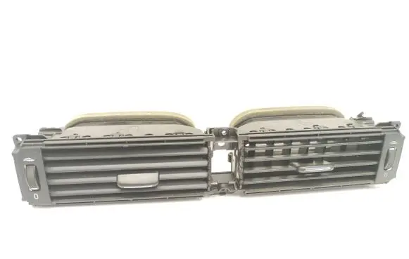 Volvo V70 Dash center air vent grill 30755181 30643315 30676292