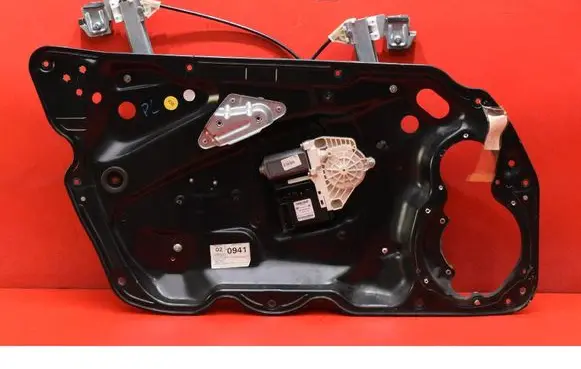 Volkswagen PASSAT B5.5 Front door window regulator with motor 3C1837755F
