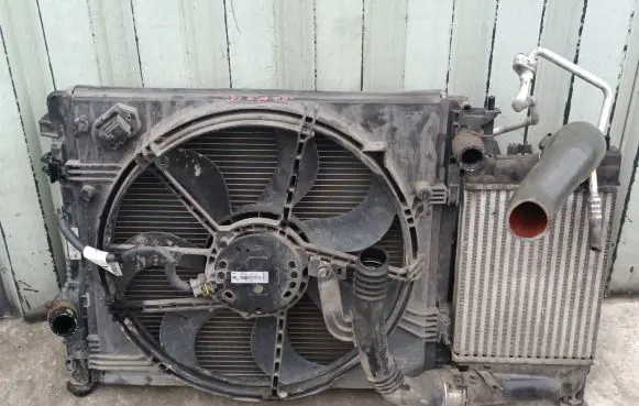 Nissan Qashqai Radiator set 214104EA0A RM2113 M169141