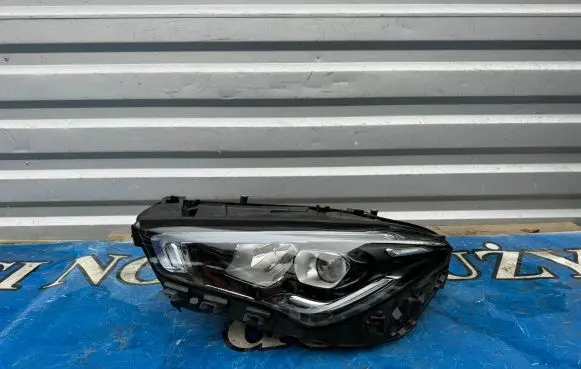 Mercedes-Benz CLA C118 X118 Headlight/headlamp A1189062500