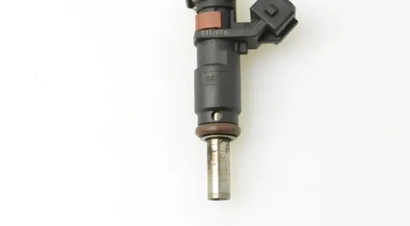 BMW 1 E81 E87 Fuel injector 7561277