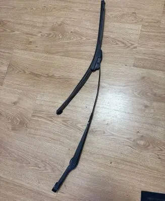 Land Rover Freelander Front wiper blade arm
