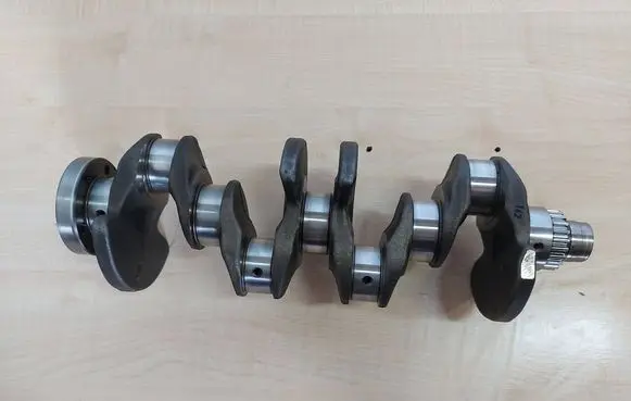 Audi A3 S3 8P Camshaft 03L101B 03LCDP 03L105263