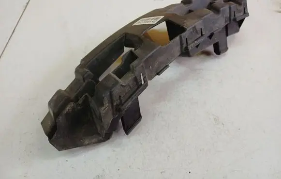 Ford Focus C-MAX Front bumper mounting bracket 3M5117E857