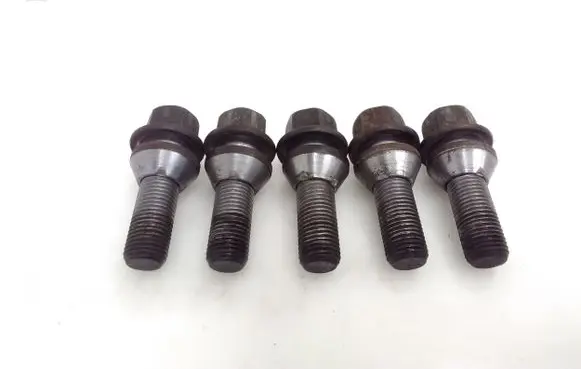 Volvo XC90 Nuts/bolts 