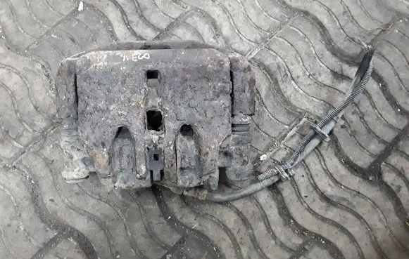 Iveco Daily 35 - 40.10 Front brake caliper NOCODE