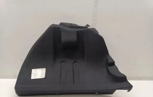 Trunk/boot side trim panel