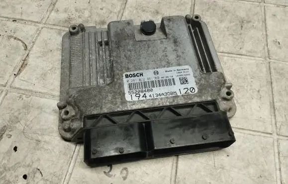 Fiat Croma Engine control unit/module 0281012961 55208480 1944134A3DBM