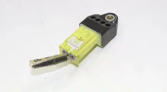 Toyota Auris 150 Airbag deployment crash/impact sensor 8983175020