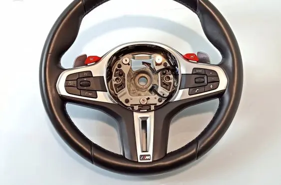 BMW M5 F90 Steering wheel 32308094391 8094391