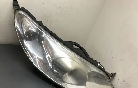 Peugeot 407 Headlight/headlamp