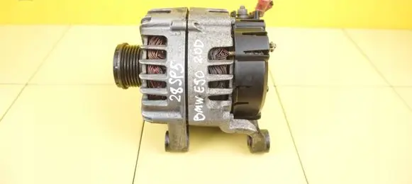 BMW 3 E90 E91 Generator/alternator 8507624 N47D20C