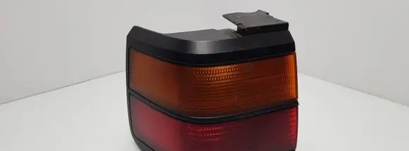 Volkswagen PASSAT B3 Rear/tail lights 357945111