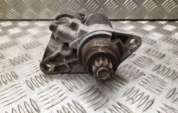 Volkswagen Polo V 6R Starter motor 02T911023R