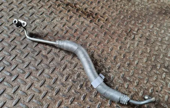 BMW 3 G20 G21 Turbo turbocharger oiling pipe/hose 8586483