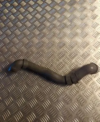 Mercedes-Benz C W203 Engine coolant pipe/hose 8005013002