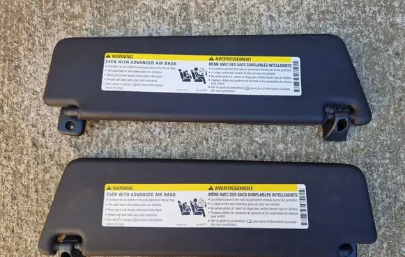 Chevrolet Camaro Sun visor 15804773