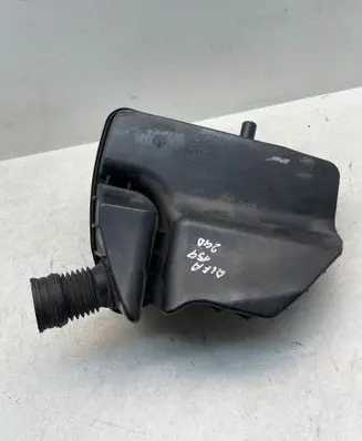 Alfa Romeo 159 Intake resonator PPTD40 A947 51779360