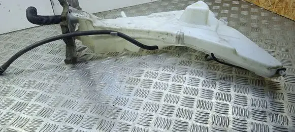 BMW X6 F16 Windshield washer fluid reservoir/tank 7292425