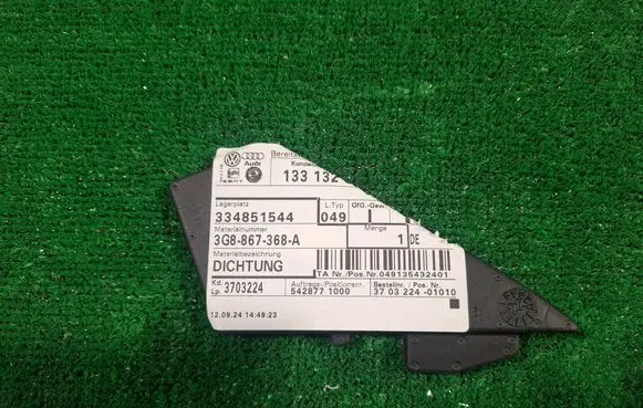 Volkswagen Arteon Front door rubber seal 3G8867368A
