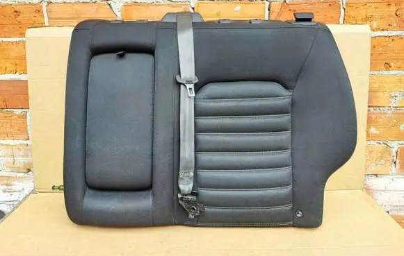 Ford Mondeo MK V Second row seats 