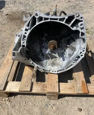 Nissan Qashqai+2 Manual 6 speed gearbox TL4116