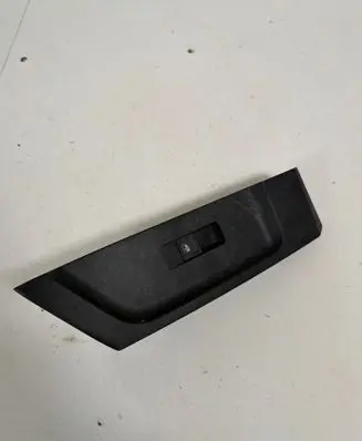 Skoda Octavia Mk4 Electric window control switch 5LB867172
