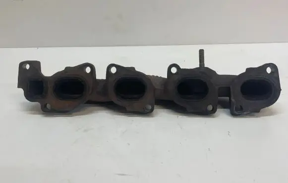 Opel Insignia A Exhaust manifold 55565985