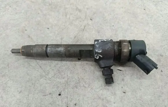 Fiat Doblo Fuel injector 0445110276BOSCH