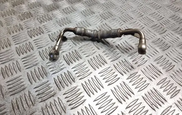 Audi A3 S3 8P Turbo turbocharger oiling pipe/hose 