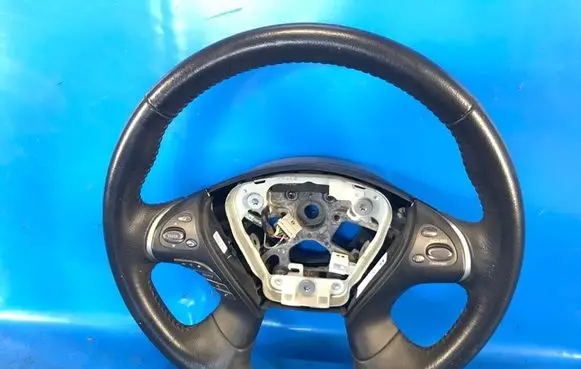Nissan Pathfinder R52 Steering wheel 484303KG4A