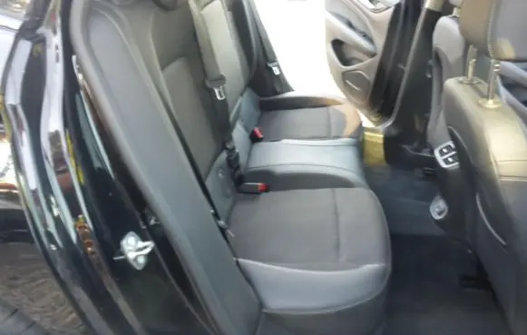 Opel Insignia B Second row seats 