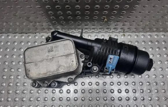 Oil filter mounting bracket