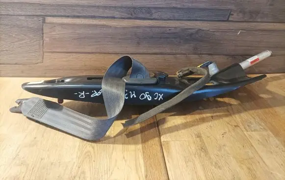 Volvo XC90 Front seatbelt