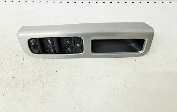 Volvo V50 Electric window control switch 30710787