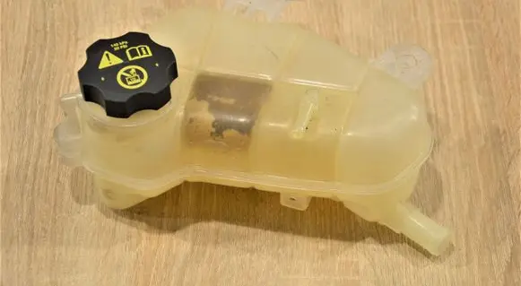 Chevrolet Aveo Coolant expansion tank/reservoir