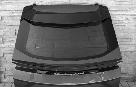 Lamborghini Urus Truck tailgate 