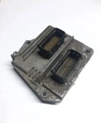 Opel Zafira B Engine control unit/module 55562549 MT35E23