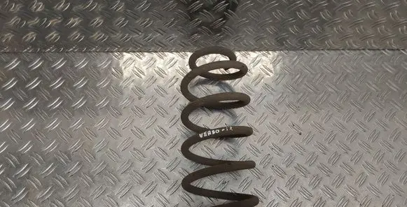 Toyota Verso Rear coil spring