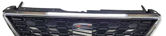 Seat Ibiza V (KJ) Front bumper upper radiator grill 6F0853654DKOLUMB 6F0853654D