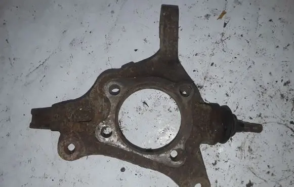Subaru Outback Front wheel hub spindle knuckle 5S00135