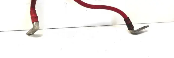 Land Rover Discovery 3 - LR3 Positive cable (battery) YTA500660