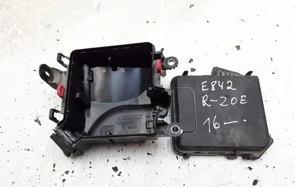 Renault Zoe Fuse module 284b03998r