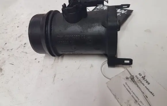 BMW 5 F10 F11 Mass air flow meter 11618506359
