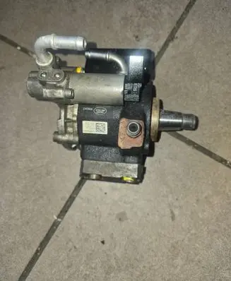 Volkswagen Caddy Fuel injection high pressure pump 03L130755AL R36242 290813465120