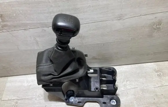 Citroen C3 Aircross Gear shifter/selector 3649354