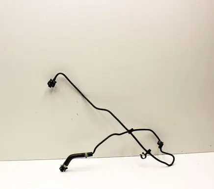 Engine coolant pipe/hose
