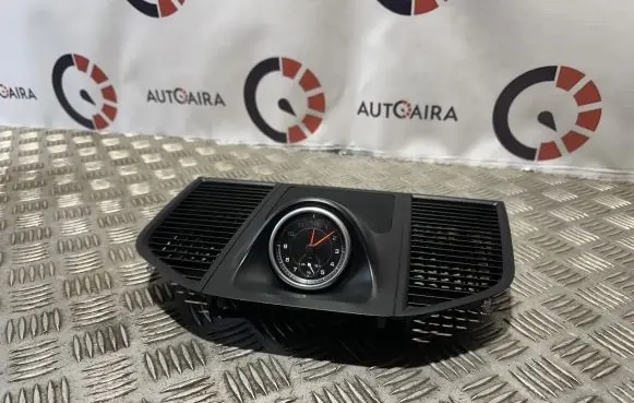 Porsche Macan (95B) Clock 95B858189 95B858189C