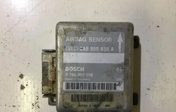 Audi A4 S4 B5 8D Airbag control unit/module 0285001086 0a0959655a