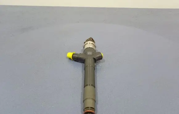 Mitsubishi L200 Fuel injector 1465A367